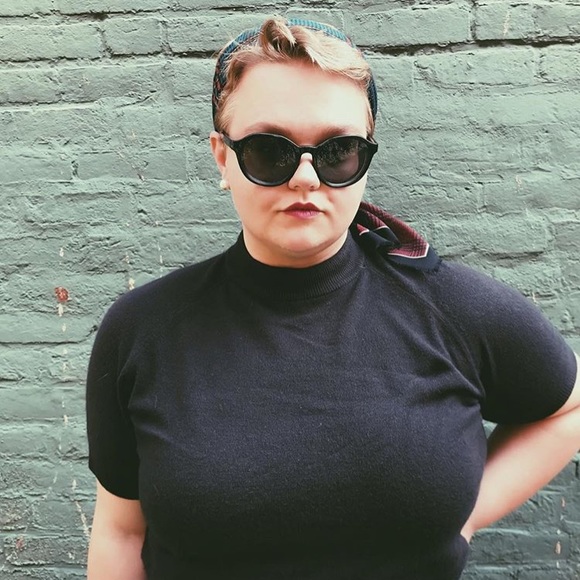 Meet your Posher, Lillie - Picture 2 of 2